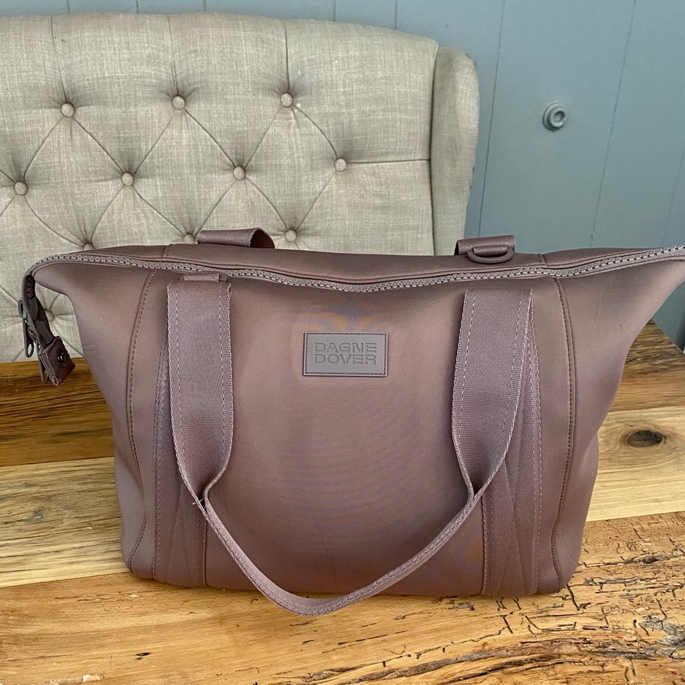 Dagne dover landon carryall